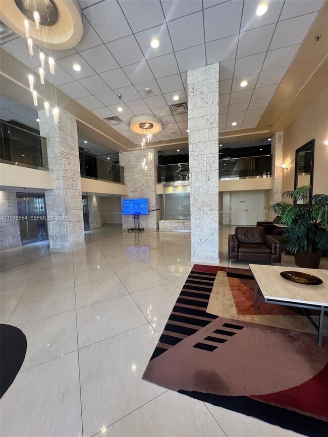 Building Photo - 290 174th St St