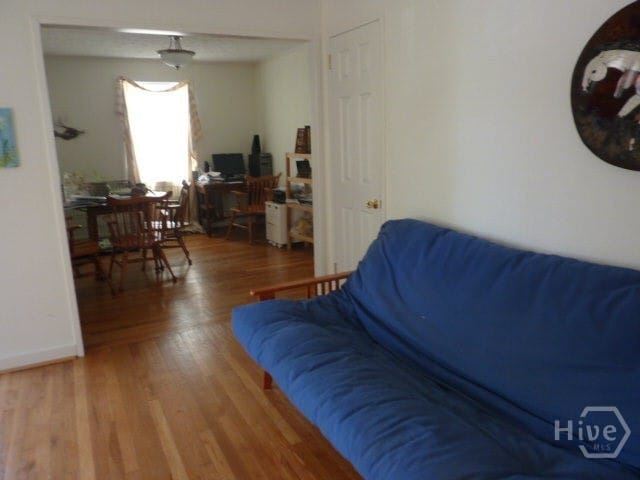 Building Photo - 158 Gilmer St