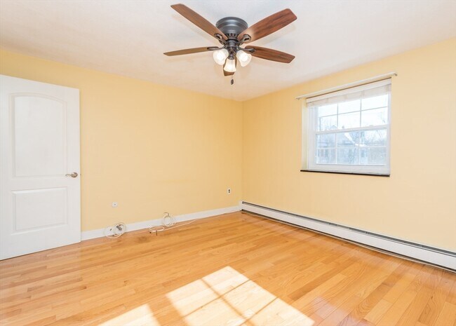 Building Photo - 99 Pleasant St