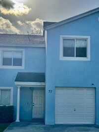 Building Photo - 77 Fairways Ln