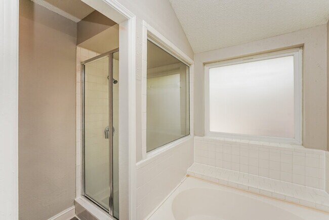 Building Photo - 2677 Steppington St