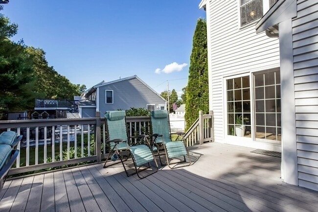 Building Photo - 59 Tynan Ave