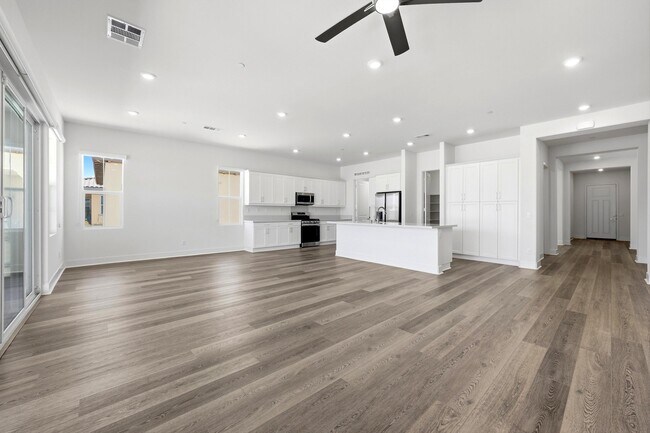 Building Photo - 3443 Via Leonardo