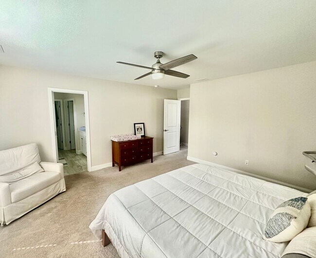 Building Photo - 115 Canter Ct