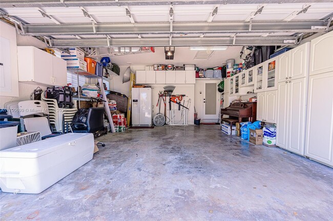 Building Photo - 7821 NW 160th Terrace