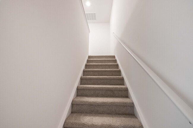 Building Photo - 3br 2.5 with 1 car garage Townhome community within Walking Distance to Downtown Albemarle