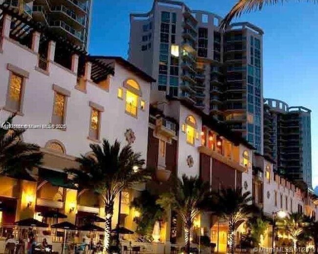 Building Photo - 200 Sunny Isles Blvd