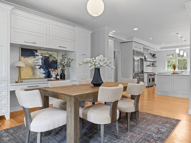 Building Photo - 93 W Goulding St