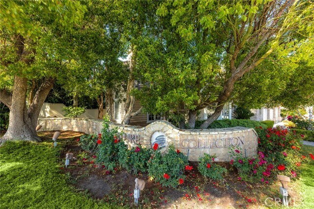 Building Photo - 779 Coral Tree Way