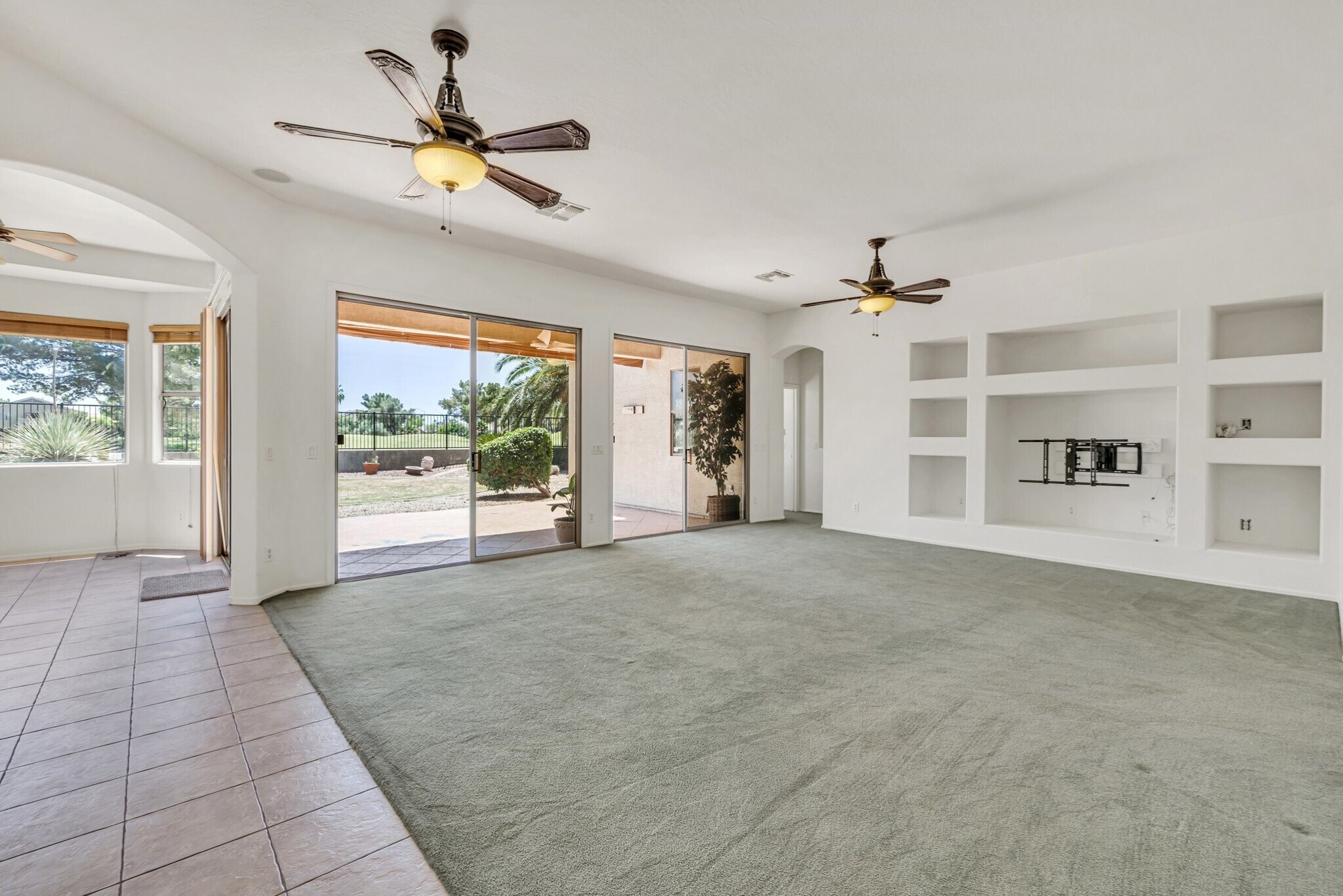 Building Photo - 9639 E Lobo Ave