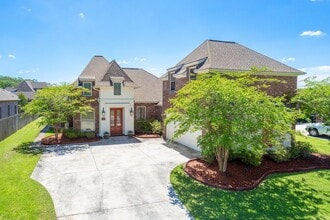 Building Photo - Fully Furnished, All-Inclusive Lakefront L...