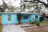 Building Photo - 10512 51st Terrace N