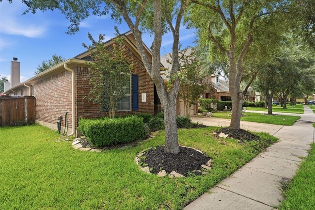 Building Photo - 11126 Celano Dr