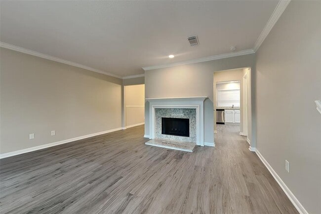 Building Photo - 5061 Stewart Dr