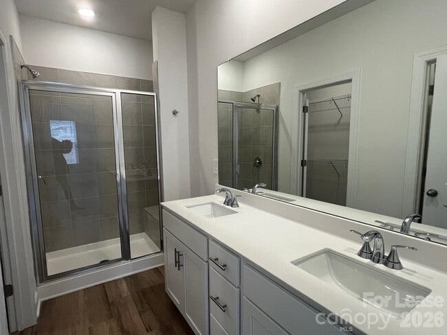 Building Photo - 1281 30th St Ln NE