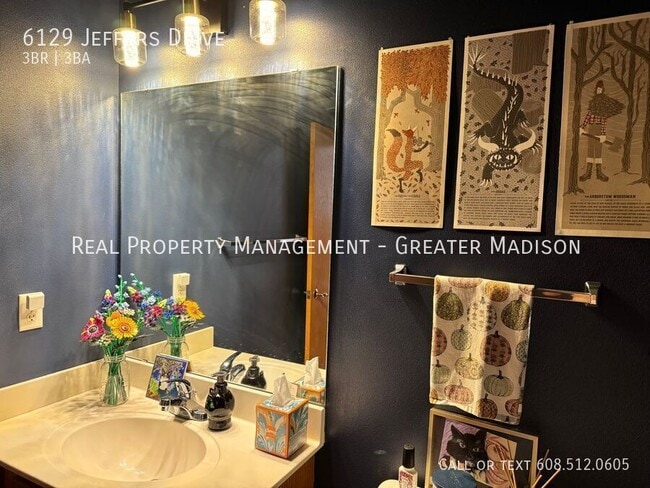 Building Photo - 6129 Jeffers Dr