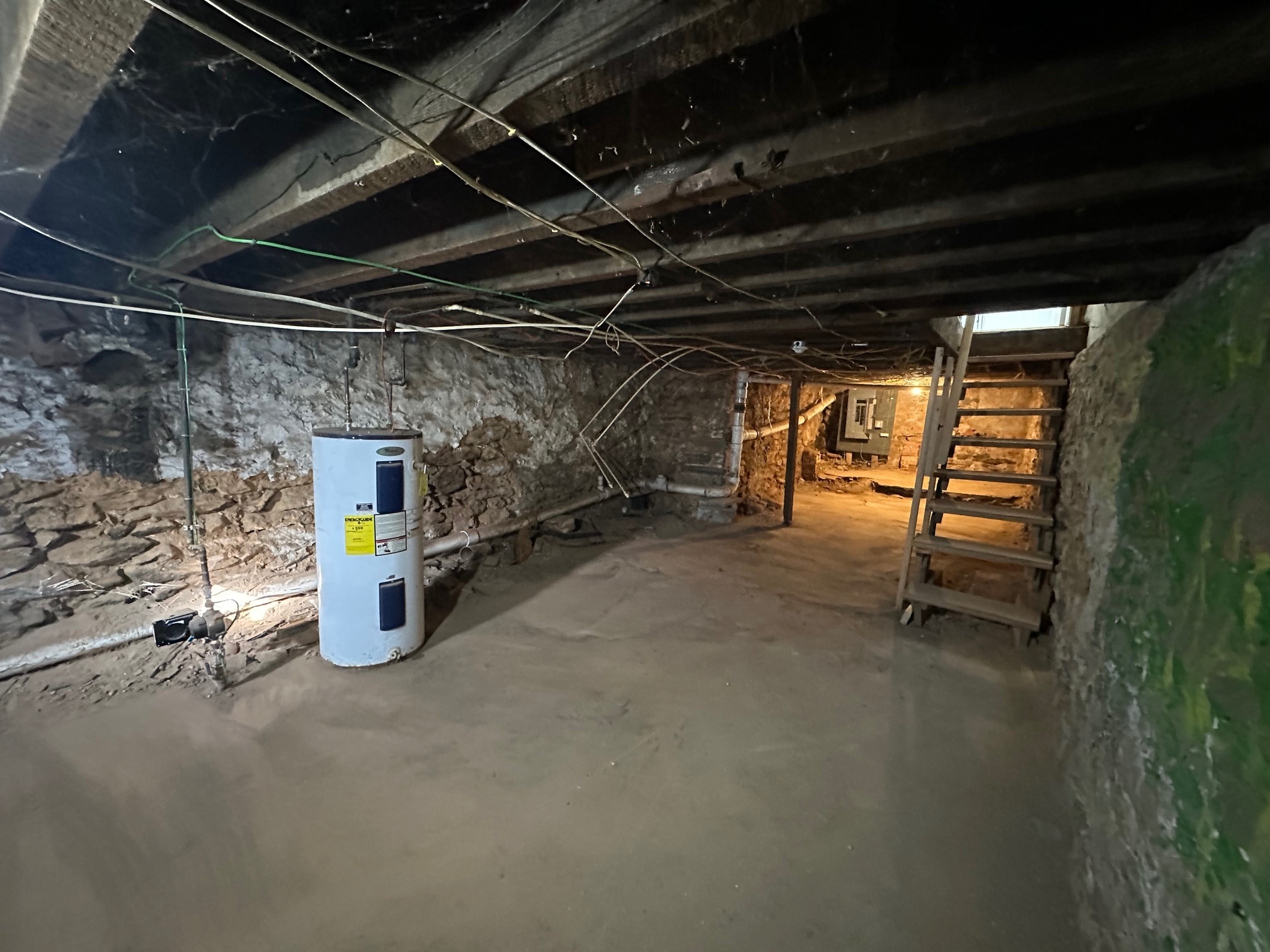 Building Photo - 4947 Hoopes St