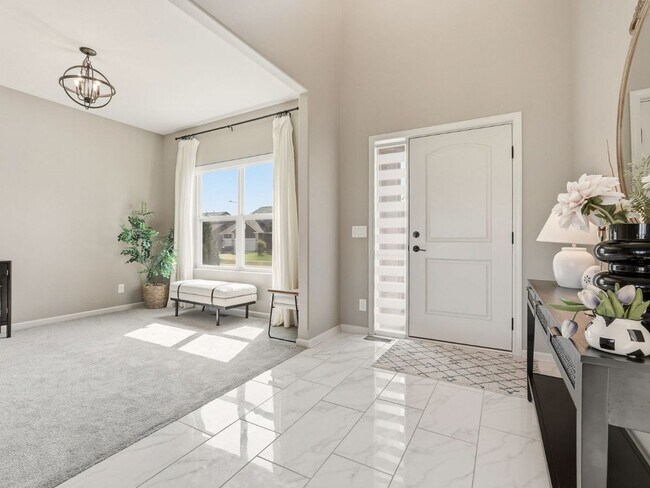 Building Photo - 4 Bedroom Elkhorn Rental Home with Modern Kitchen and Ample Storage