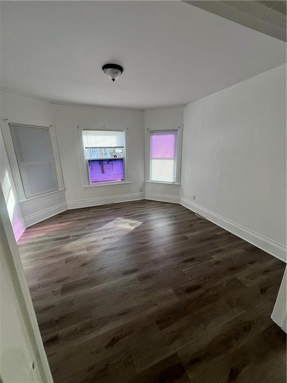 Building Photo - 51 Glenham St