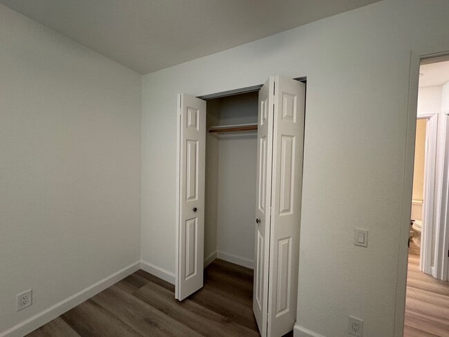 Building Photo - Total remodel - New kitchen, new bathroom, new appliances, new electrical, new paint, new floors