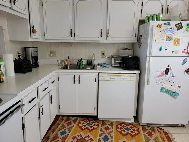 Building Photo - 2828 Casita Way