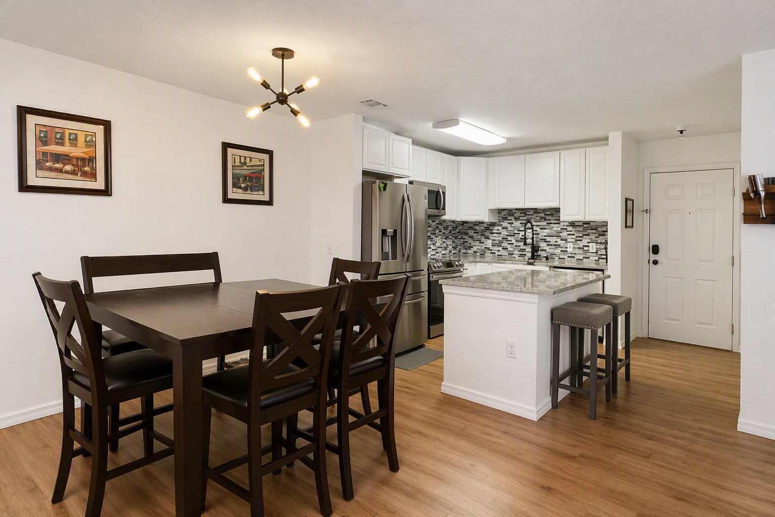 Building Photo - 9481 Highland Oak Dr