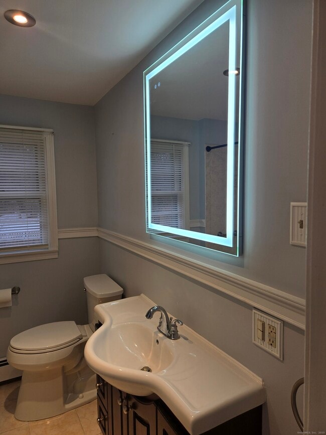 Building Photo - 36 Tina Cir