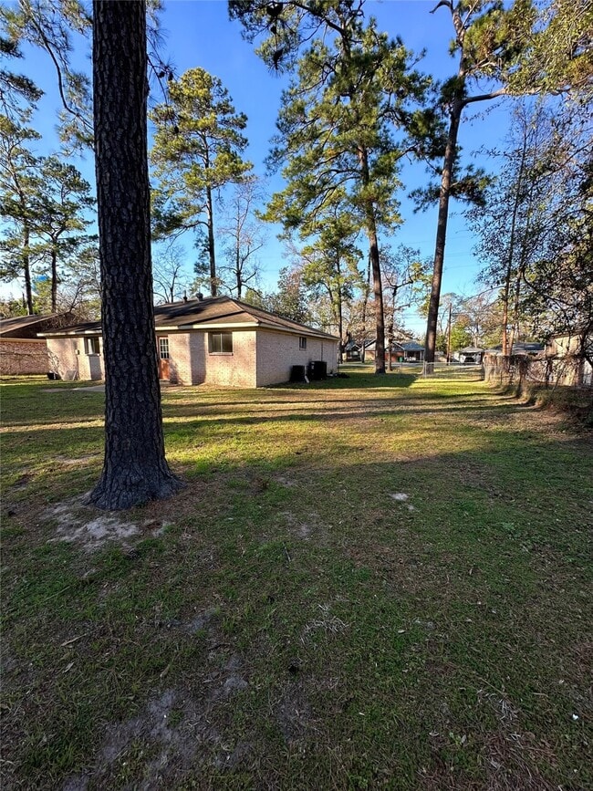 Building Photo - 3223 Brooktree Ln