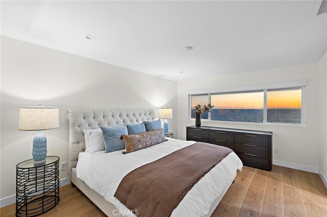 Building Photo - 37 Blue Lagoon