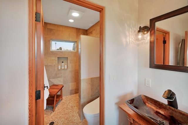 Building Photo - 3811 Hiawatha Way