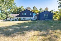 Building Photo - 11850 Beacom Rd
