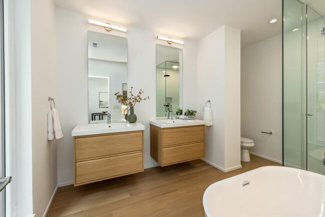 Building Photo - 1188 Harmony Ct