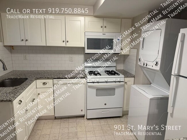 Building Photo - 901 St Marys St
