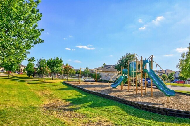 Building Photo - 16316 McAloon Way