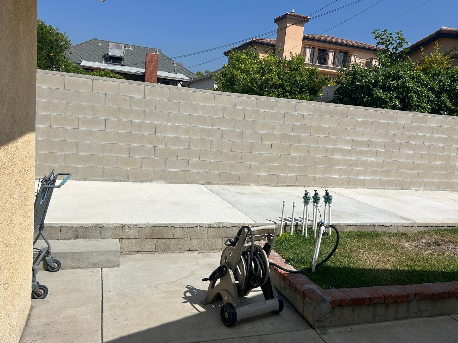 Building Photo - 839 E Santa Anita Ave