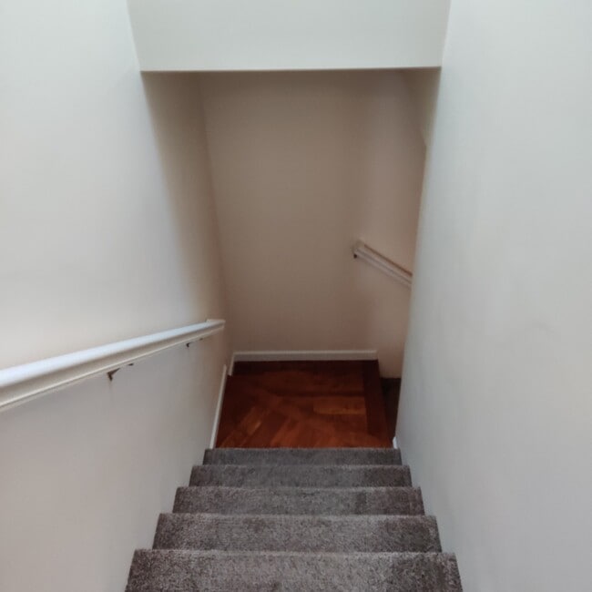 Building Photo - 6533B 5th Ave NE