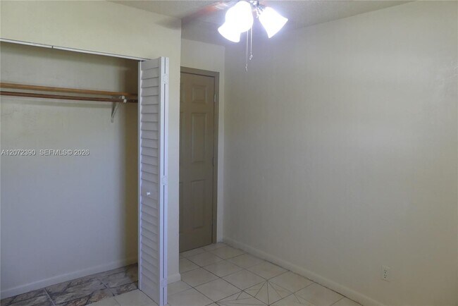 Building Photo - 8130 NW 14th Ct
