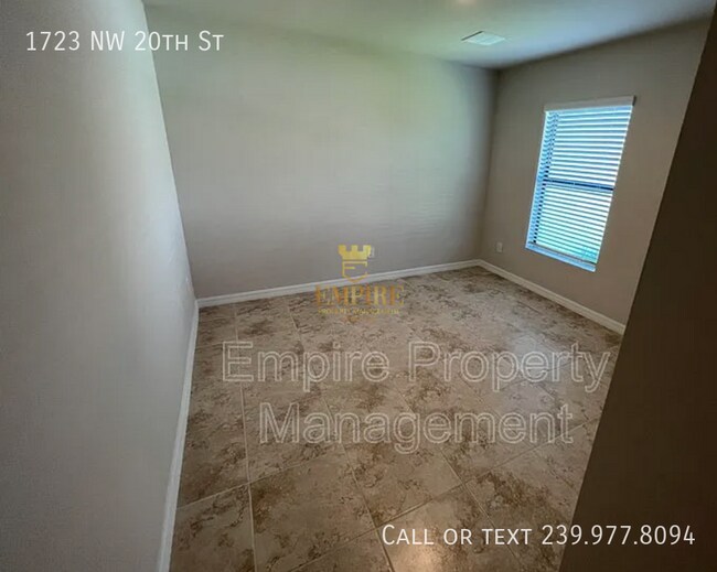 Building Photo - 1723 NW 20th St