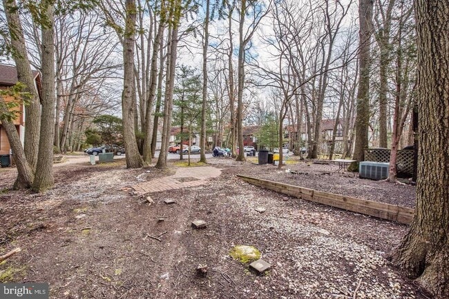 Building Photo - 215 Keats Dr