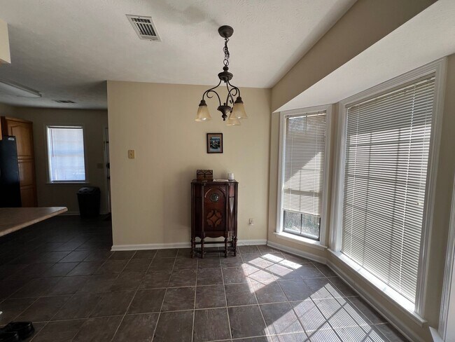 Building Photo - Available August 1, 2026