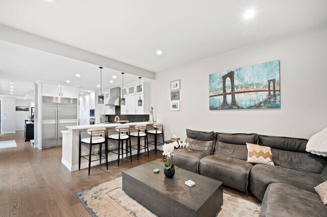 Building Photo - Luxury 4BD, 6BA Cherry Creek Home with 4 Outdoor Spaces