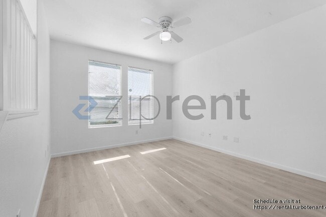 Building Photo - 10923 Tower Park Dr