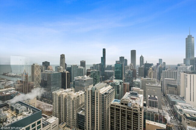 Building Photo - 161 E Chicago Ave