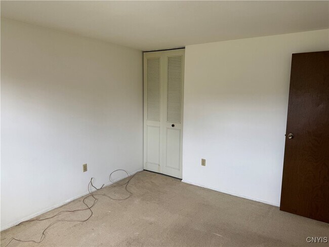 Building Photo - 8265 Warbler Way