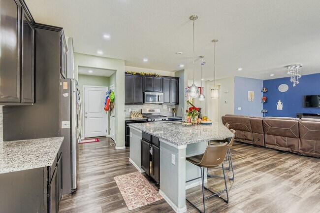 Building Photo - 3103 Jonquil St