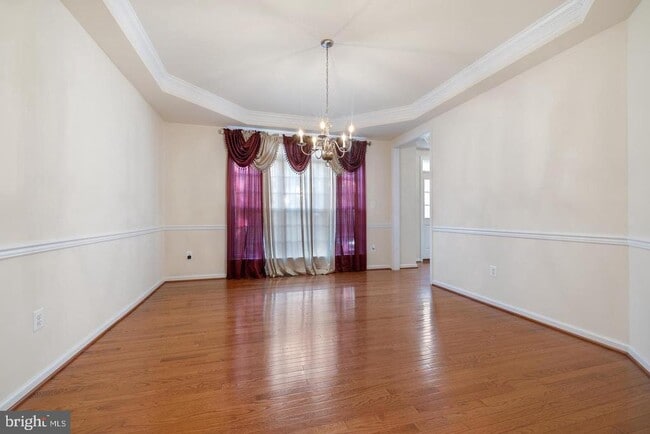 Building Photo - 15303 Glastonbury Way