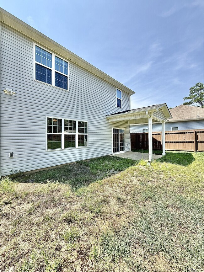 Building Photo - 325 Whetstone Dr