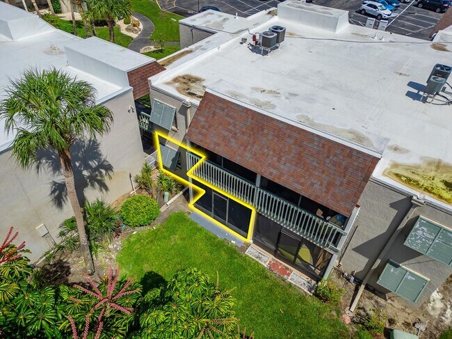Building Photo - 1028 Apollo Beach Blvd
