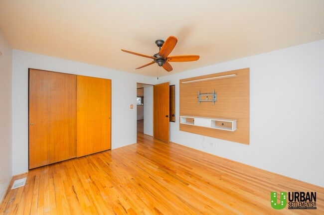 Building Photo - Classic South Hill Charmer for Rent – 3423 S Grant Blvd, Spokane, WA 99203