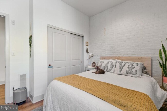 Building Photo - 1618 Mifflin St